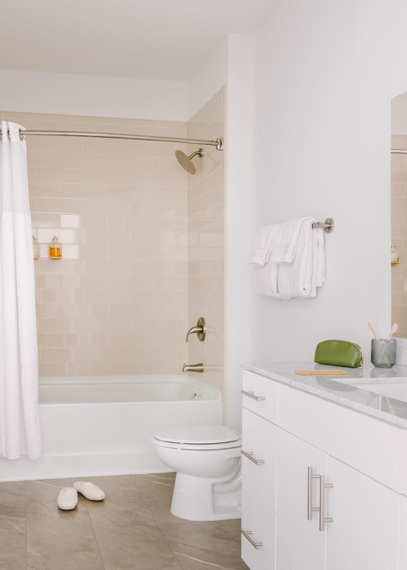 アトランタ Sonder Midtown Southアパートホテル 部屋 写真